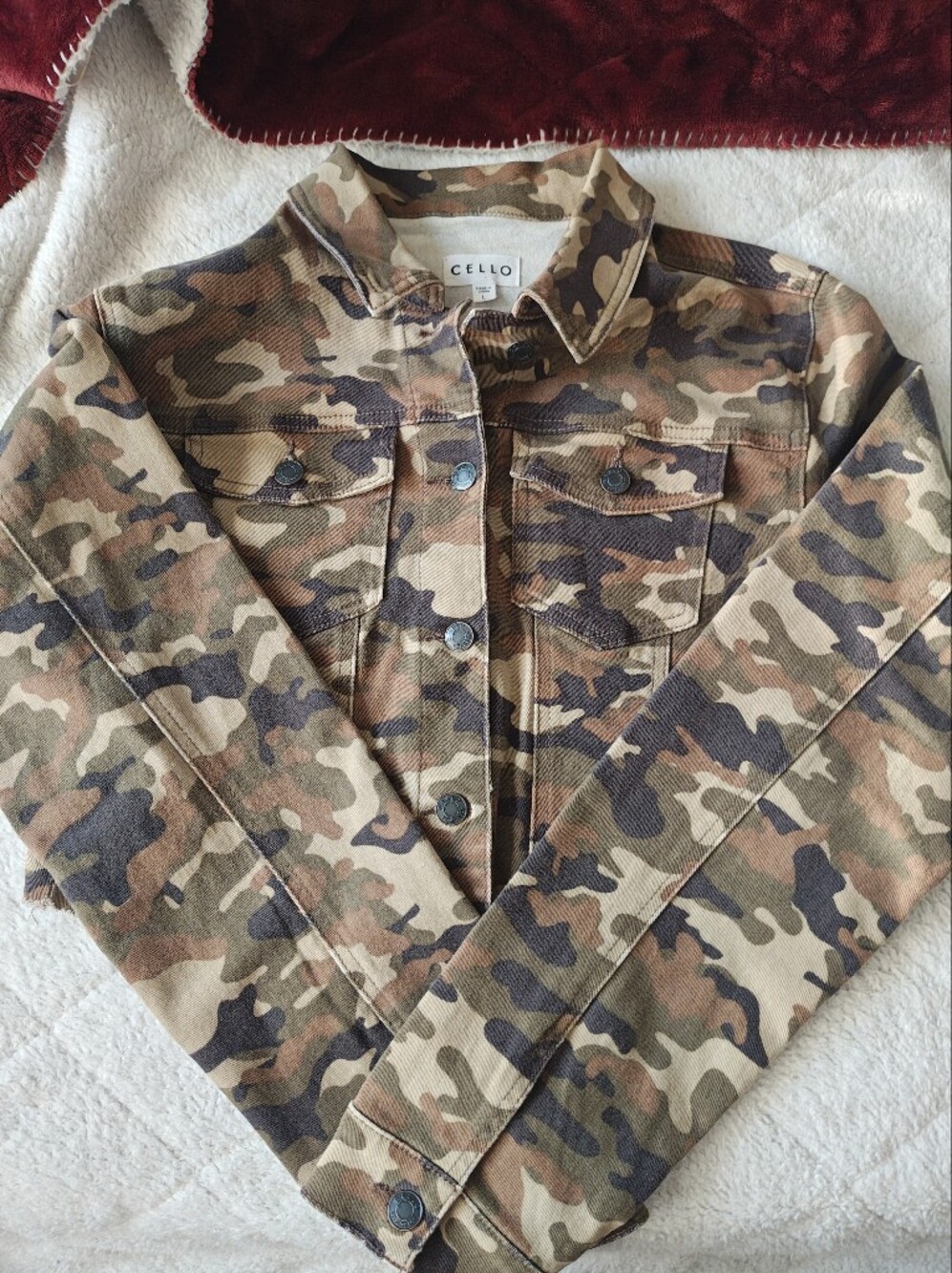 Women's Camo Crop Denim Jacket